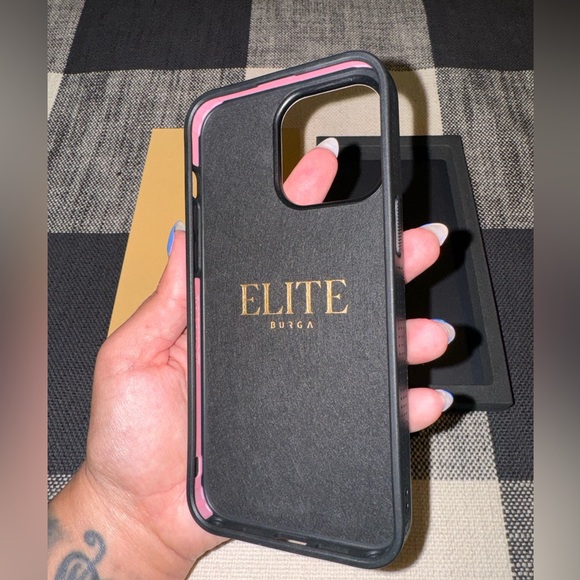 Marble Burga Elite Mag Phone Case for iPhone 15 pro max - Picture 2 of 4
